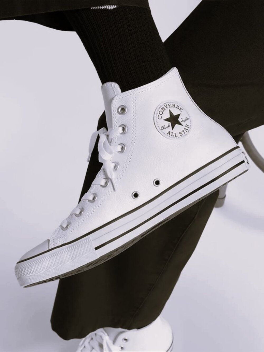 Converse Men's Chuck Taylor White Leather High Top